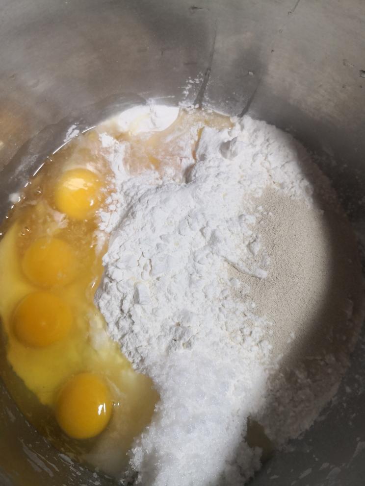 纯奶手撕吐司的做法 步骤1