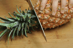 虾仁菠萝焗饭的做法 步骤2