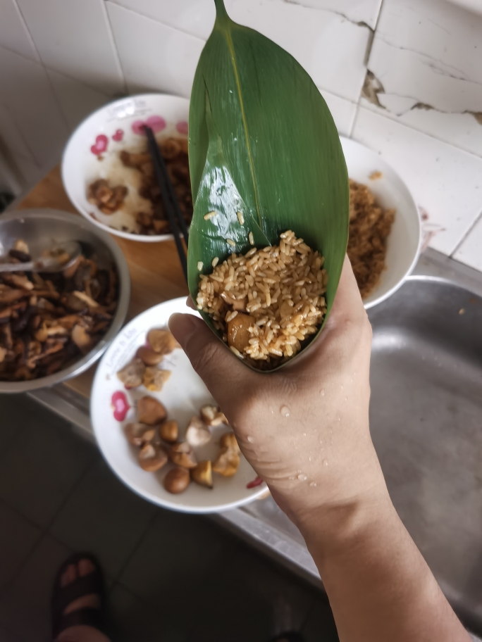 闽南咸肉粽，香菇肉粽的做法