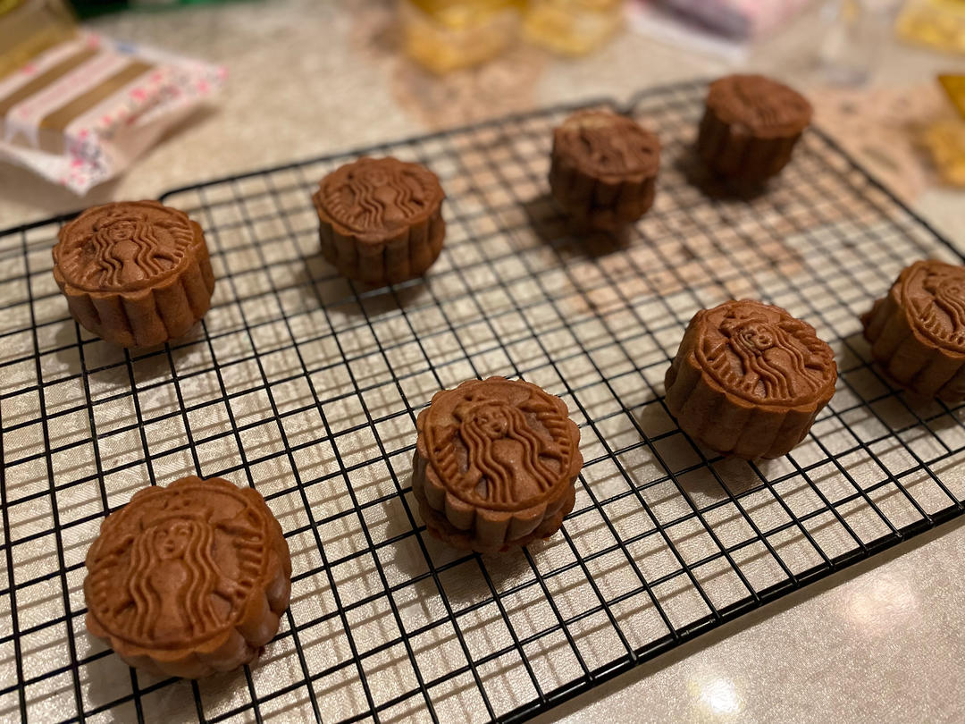 原创首发——广式生椰拿铁软心月饼