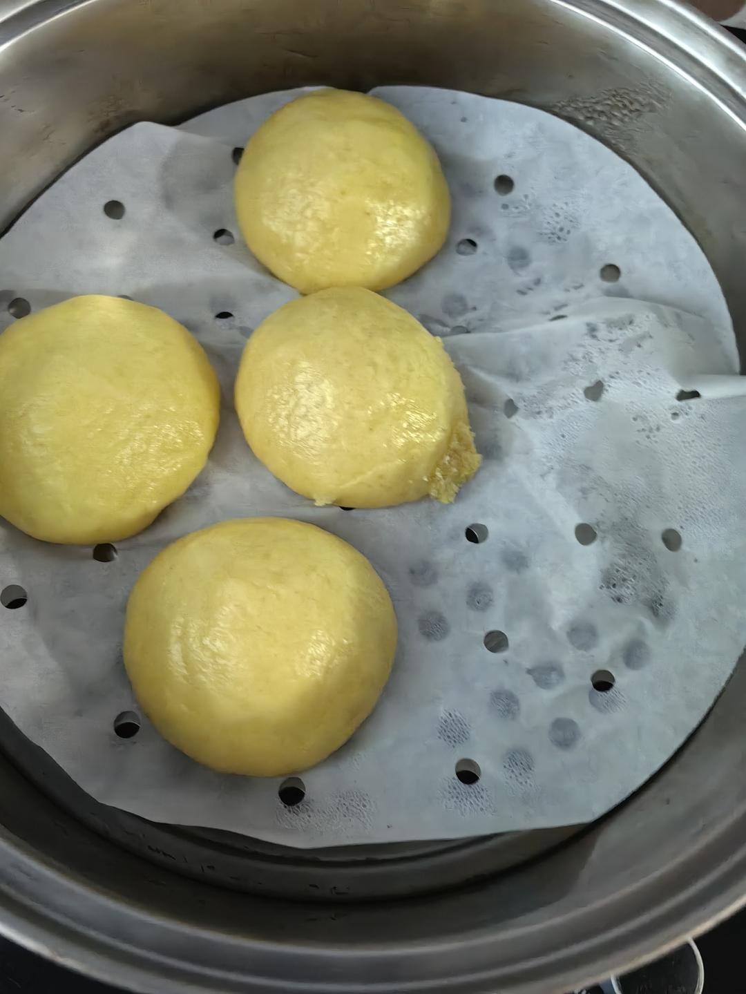 玉米面窝窝头(发面馒头)