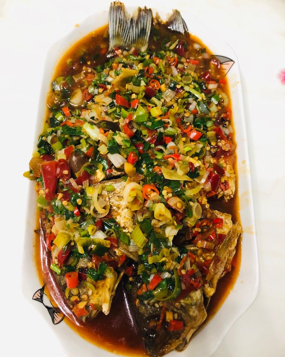 川味泡椒鲫鱼