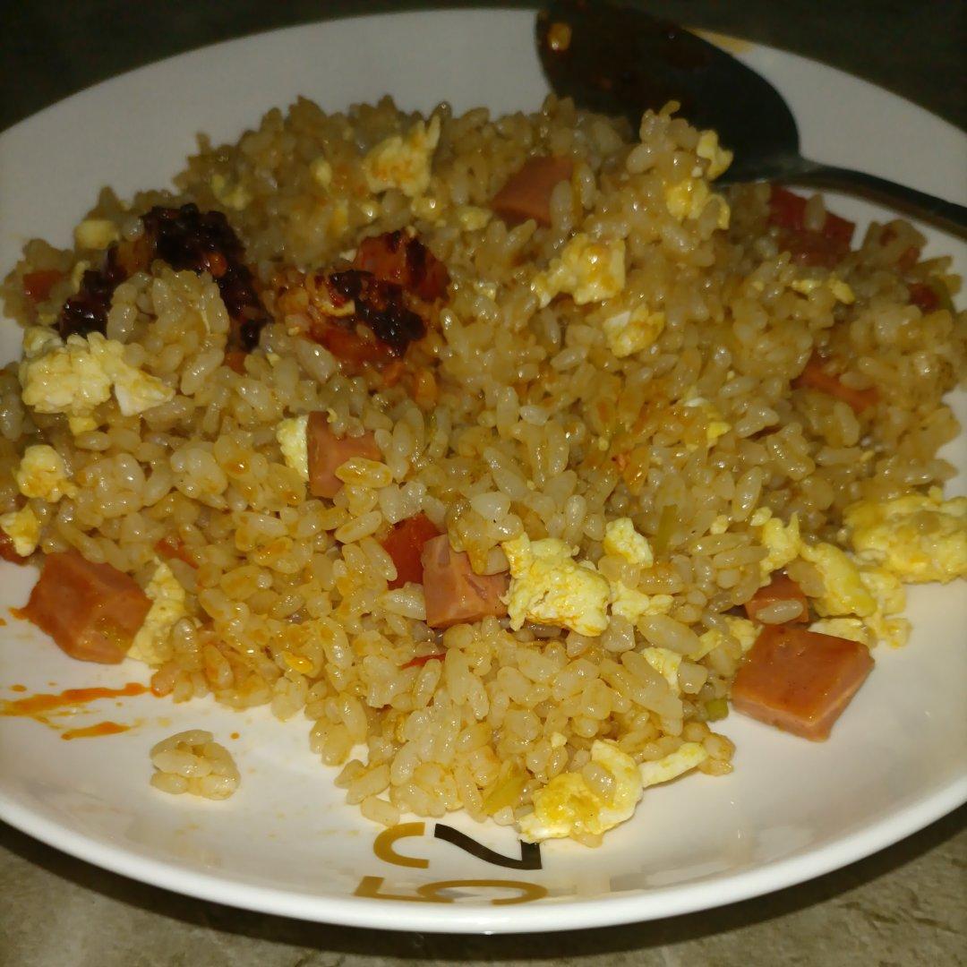最简蛋炒饭，复古味道蛋炒饭香气十足妈妈味