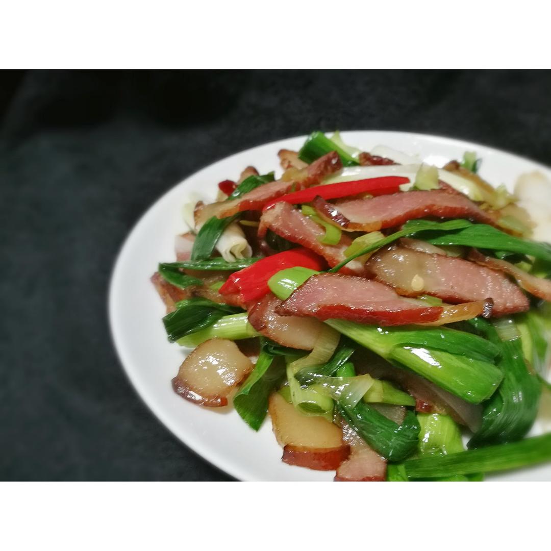家有妞妹幸福ing做的青蒜炒腊肉