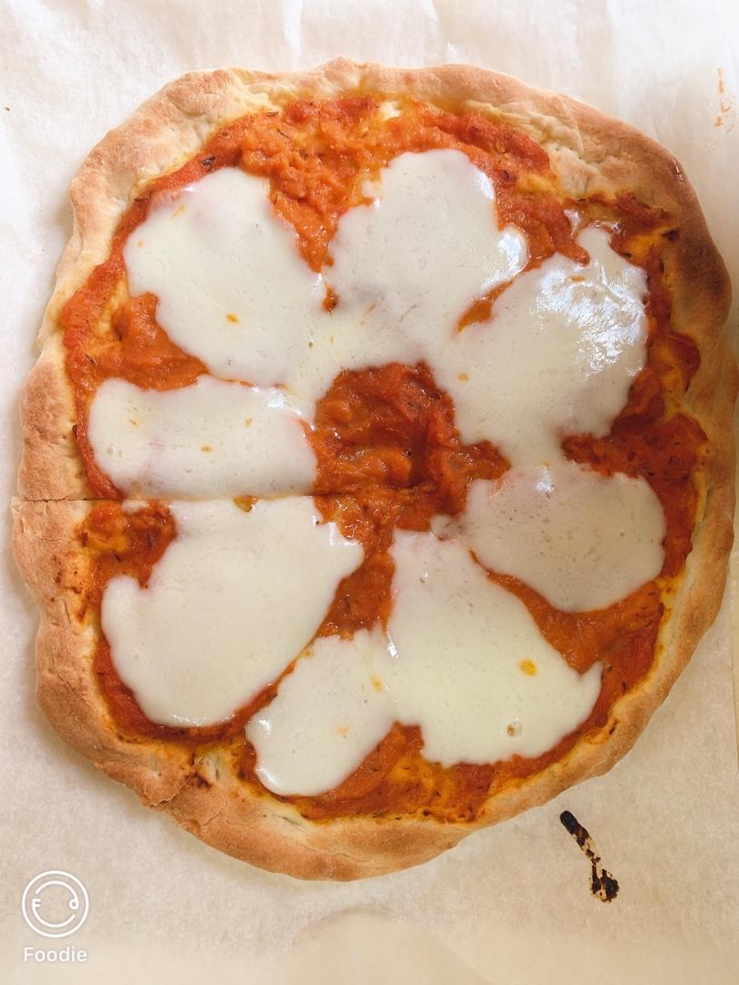 披萨皇后 | 经典玛格丽塔披萨Pizza Margherita