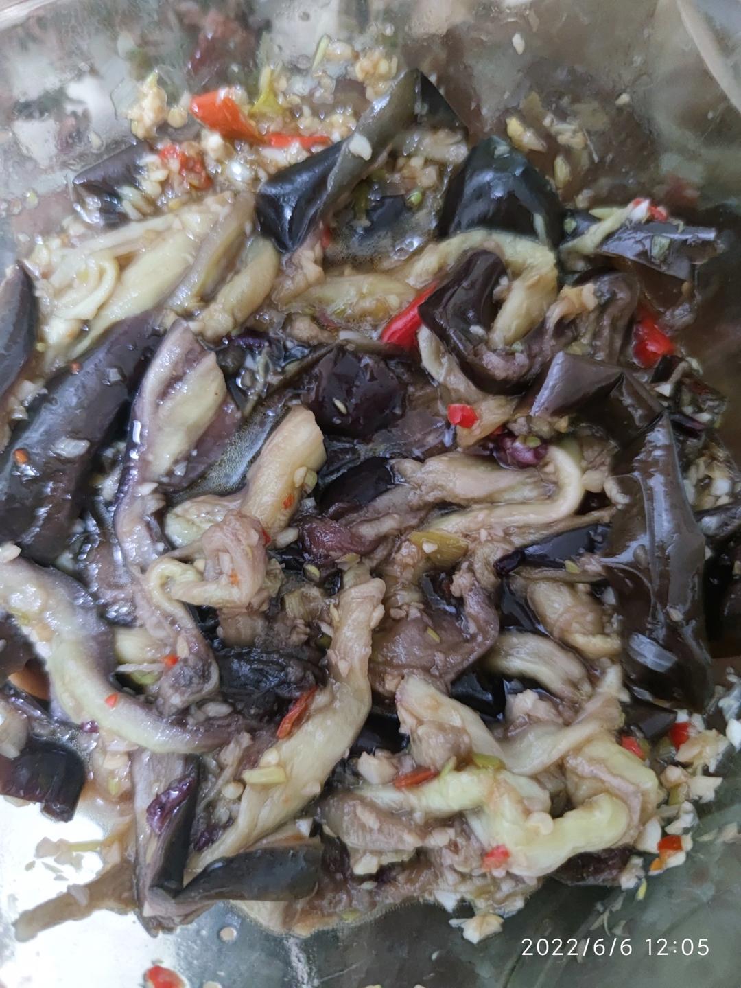 最简单的茄子做法—蒸拌茄子