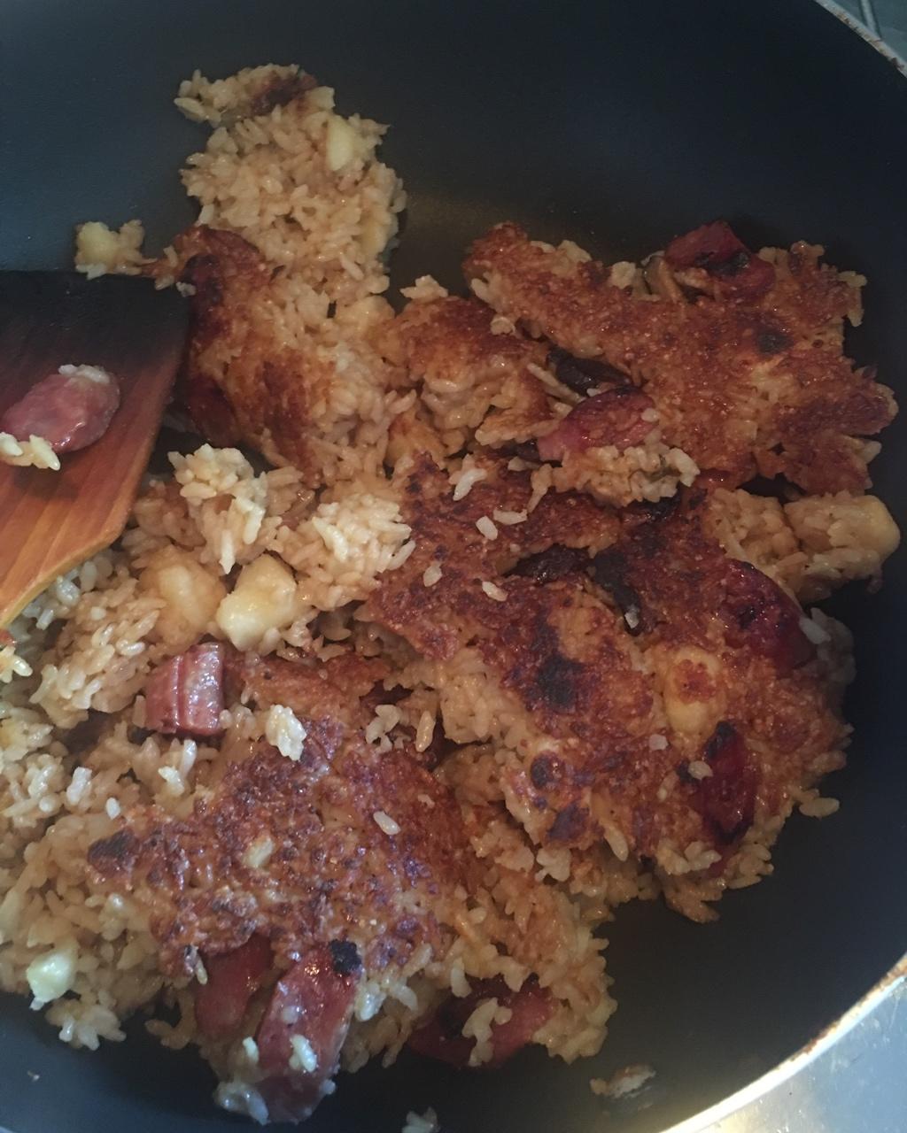 香菇腊肠土豆焖饭