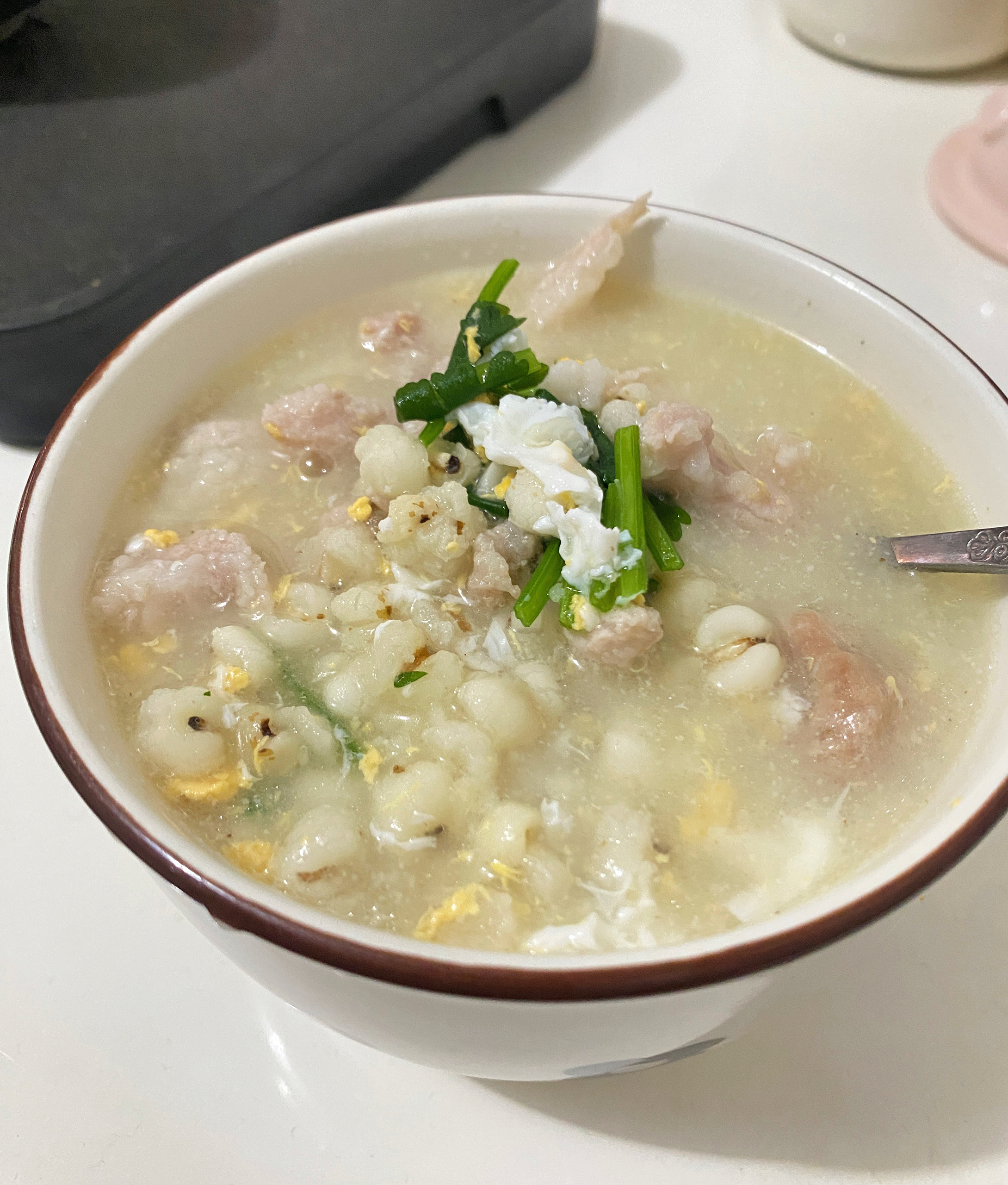 潮汕薏米猪骨汤的做法