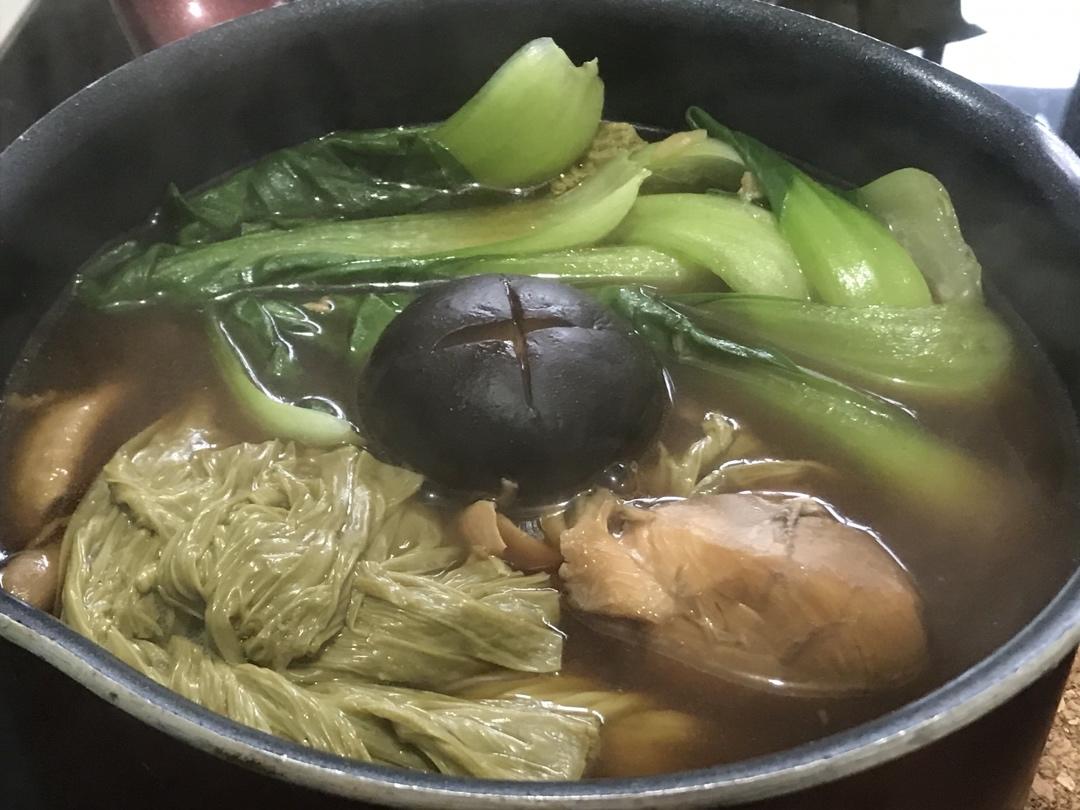 马来西亚肉骨茶（丰富配料版）