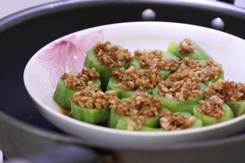 蒜蓉蒸丝瓜