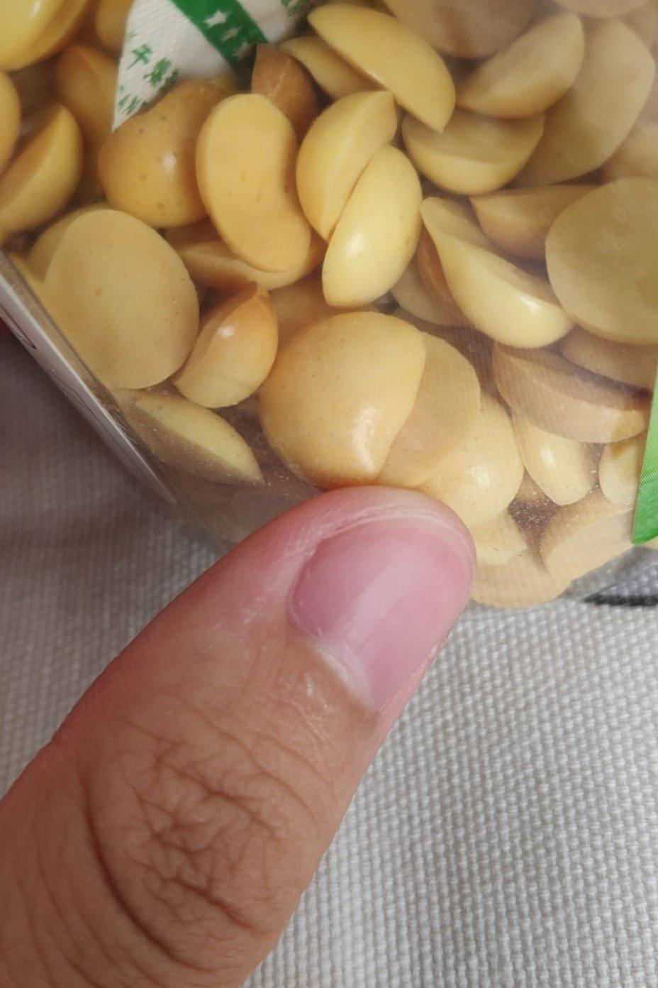 入口即化的无添加蛋黄溶豆