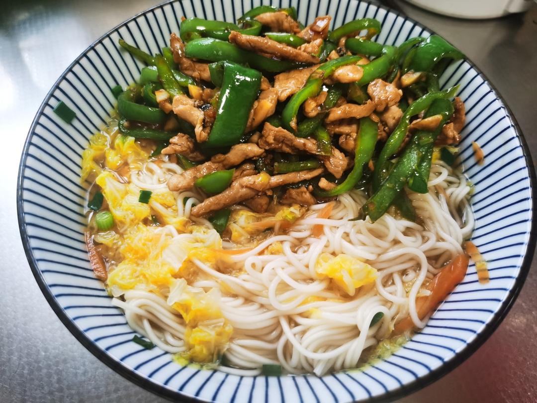 青椒肉丝面