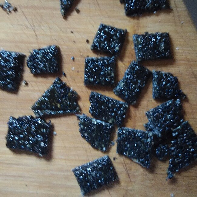 黑芝麻糖