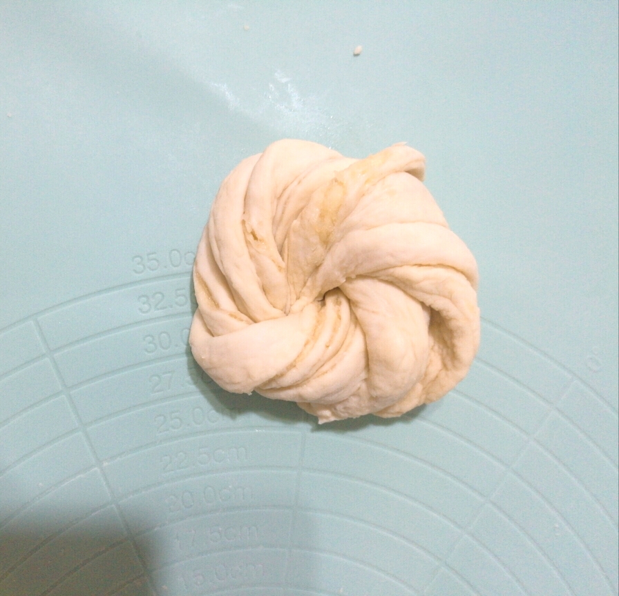 奶香椰蓉花朵面包（一次发酵）的做法 步骤5