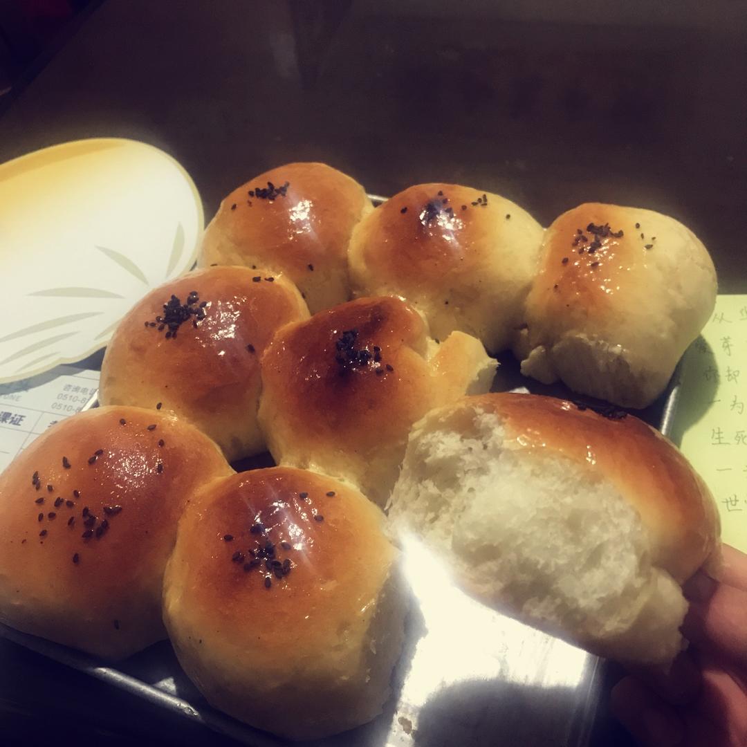 超好吃的香甜餐包