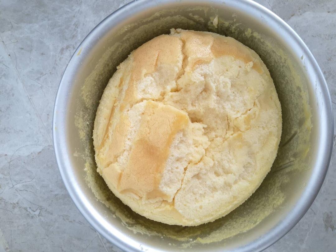 6寸六寸戚风蛋糕，不会失败的方子。哈哈哈