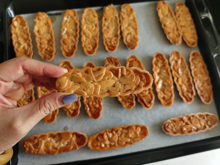 视频🚢一次搞定3种口味｜焦糖坚果糯米船｜不测温，不冷冻｜低糖｜简单｜0难度