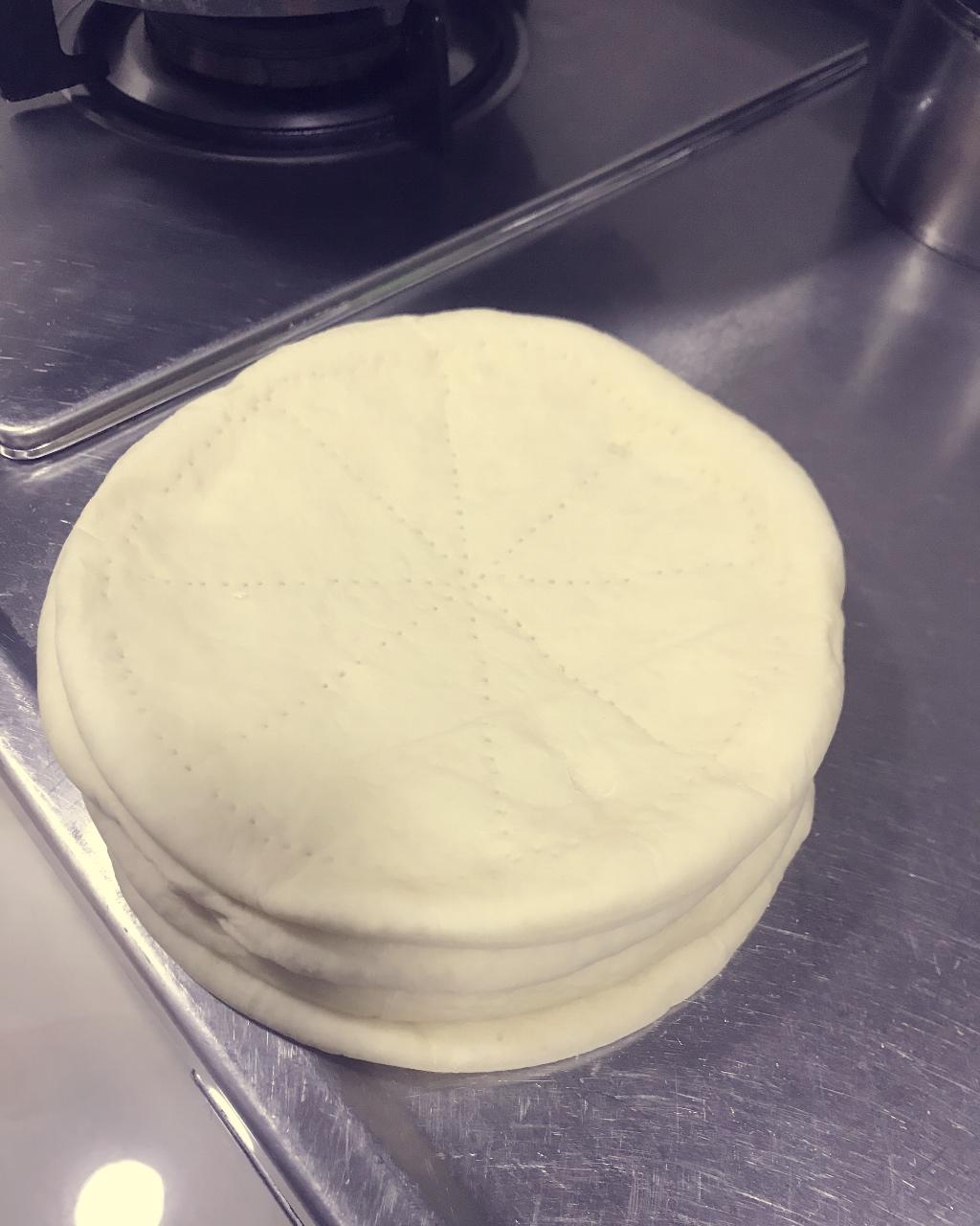 八寸披萨饼皮（四个）制作