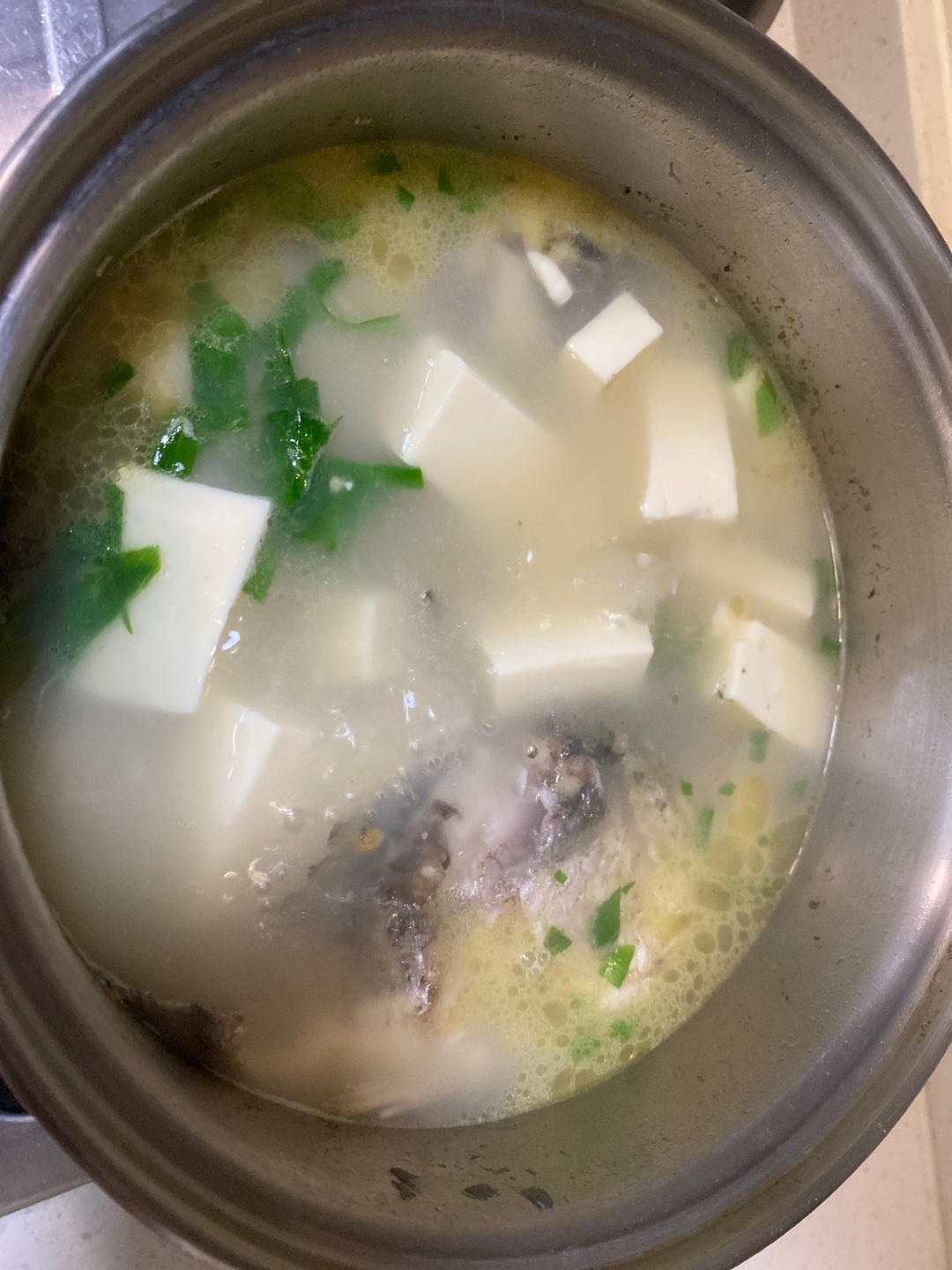 奶白鲫鱼豆腐汤|一条鱼最后的温柔