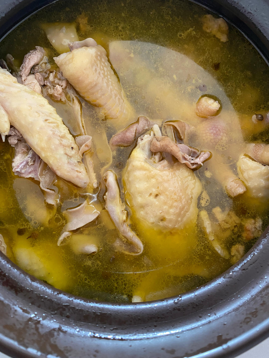 土鸡汤(没用一滴油、鲜美醇香)