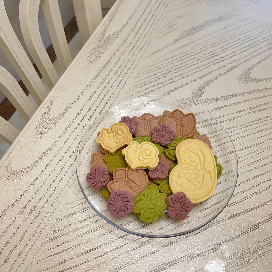 圣诞风印花曲奇饼干教程，附压面平整及脱模小技巧！