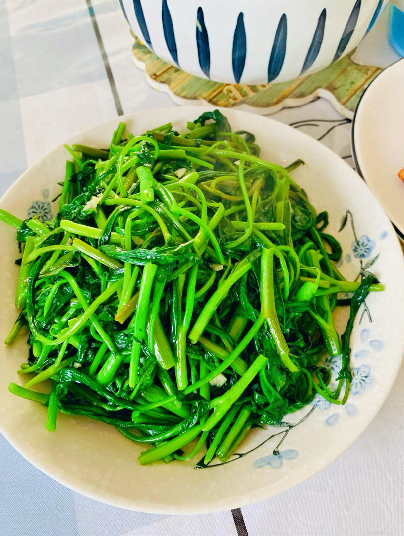 小虫虫1314做的蒜蓉空心菜