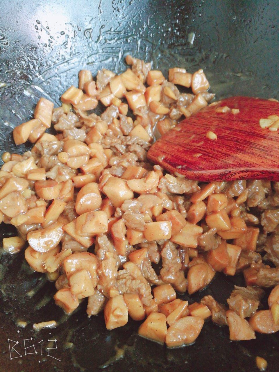 家常菜~杏鲍菇烧牛肉粒