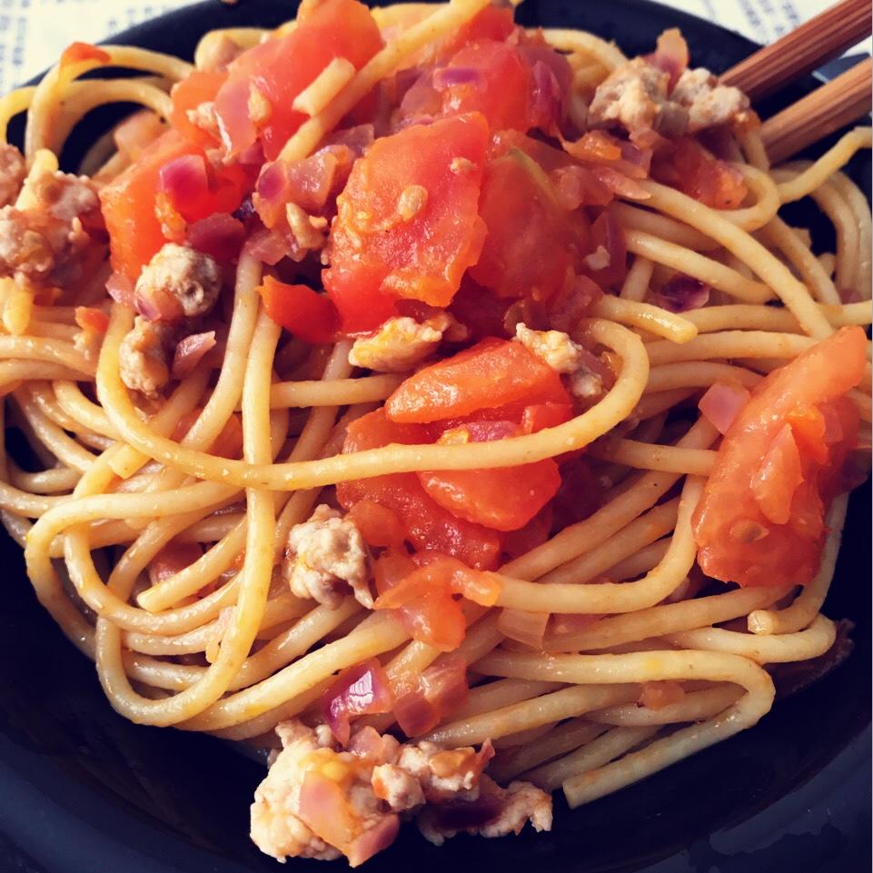 番茄肉酱意大利面