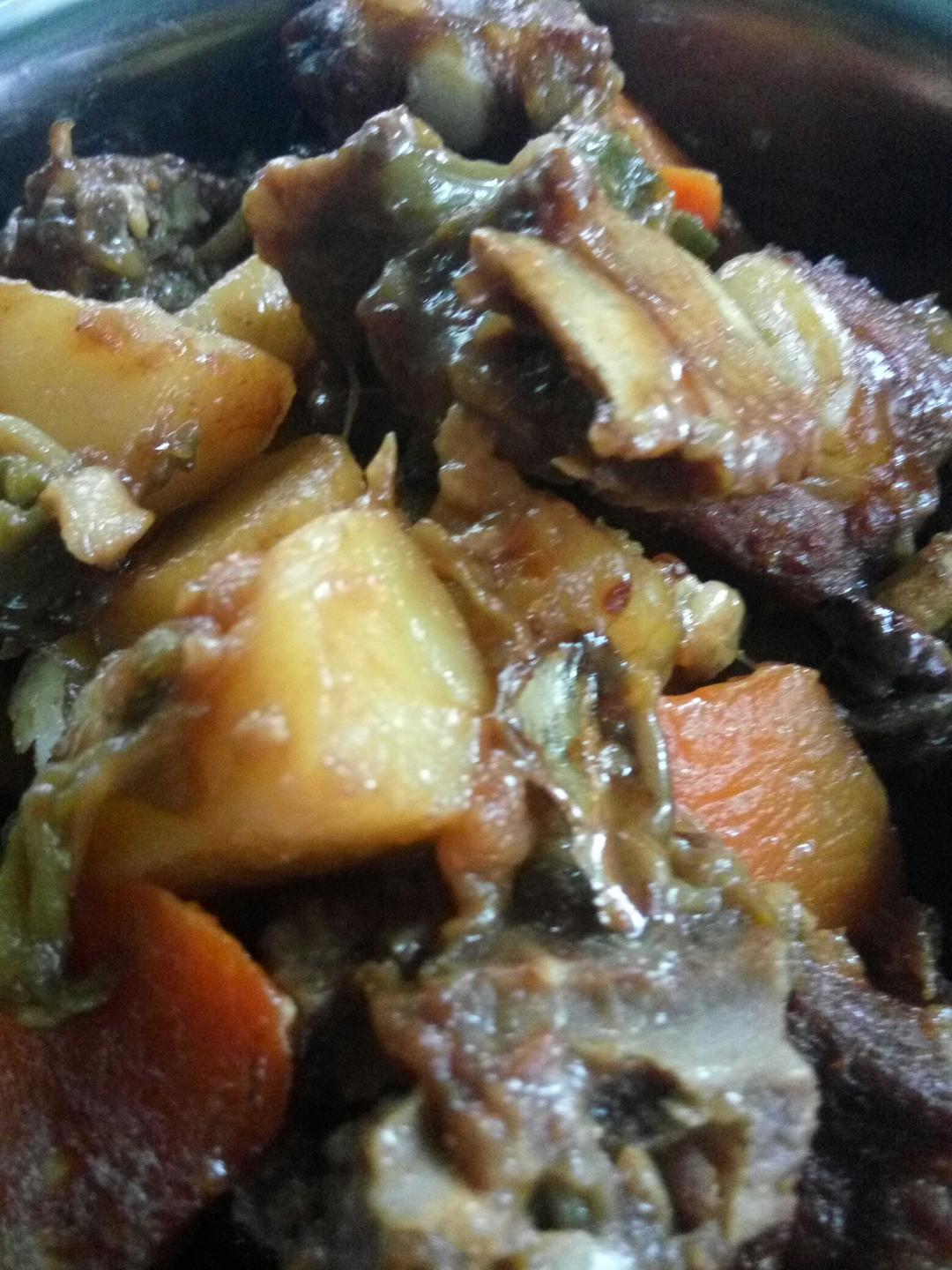 红烧排骨土豆
