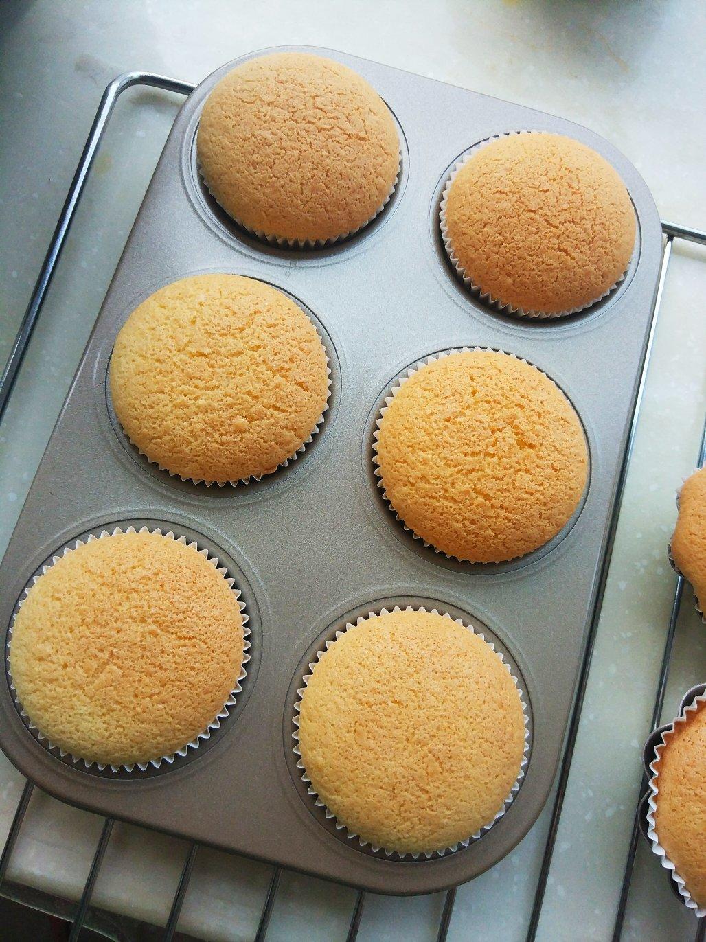 许愿水壶做的超简单脆皮小蛋糕