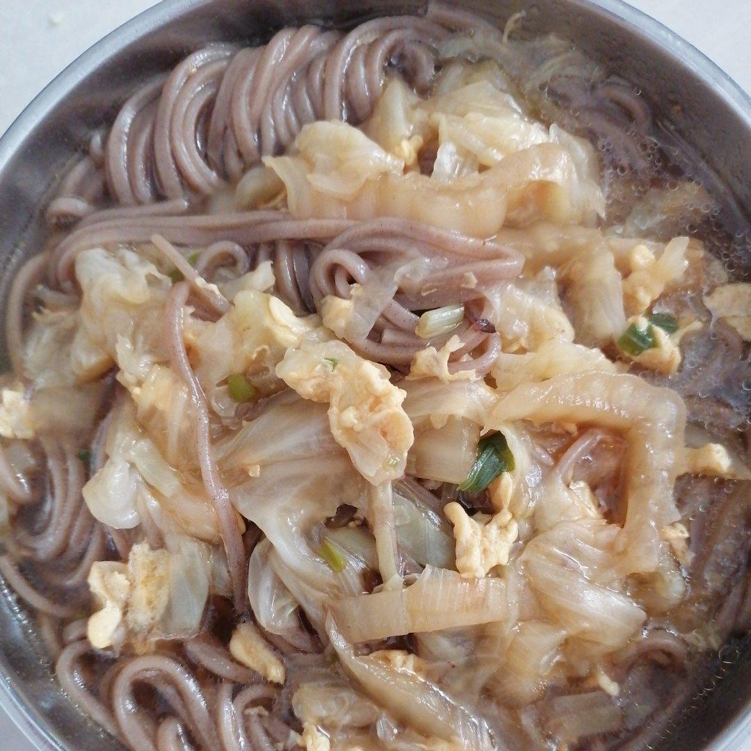 白菜爆锅面！