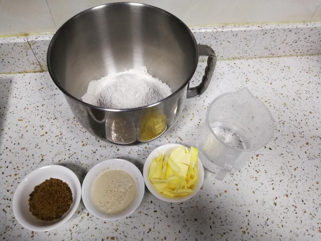 纯奶手撕吐司的做法 步骤1