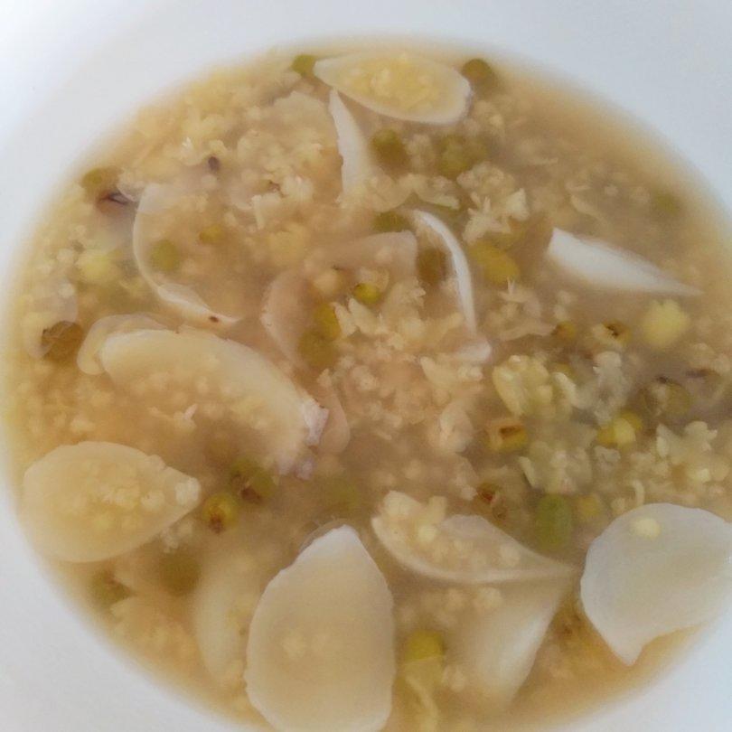 绿豆百合小米粥