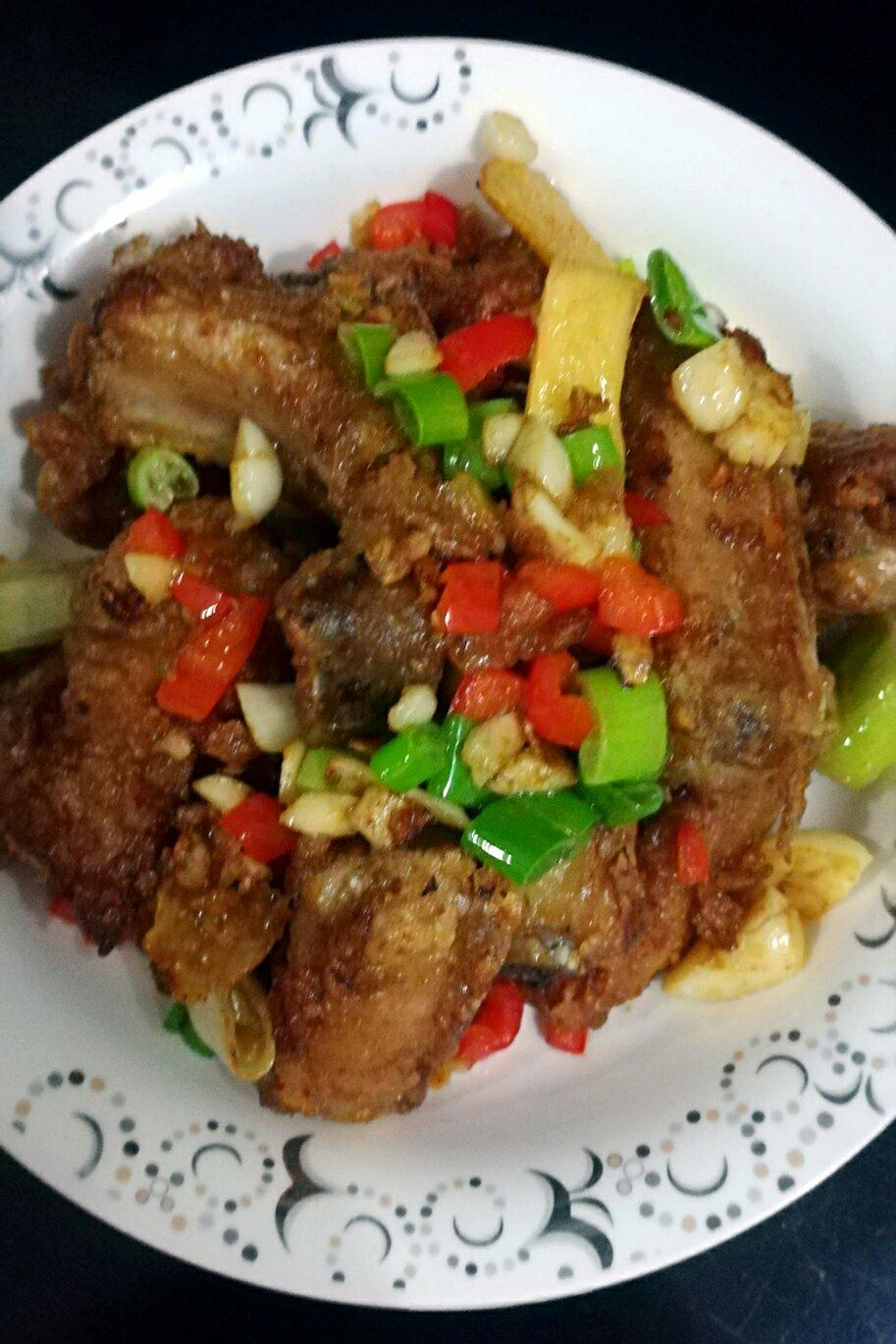 婷_8ysf做的椒盐蒜香骨