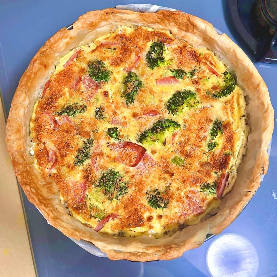 西兰花派Broccoli Cheddar Quiche
