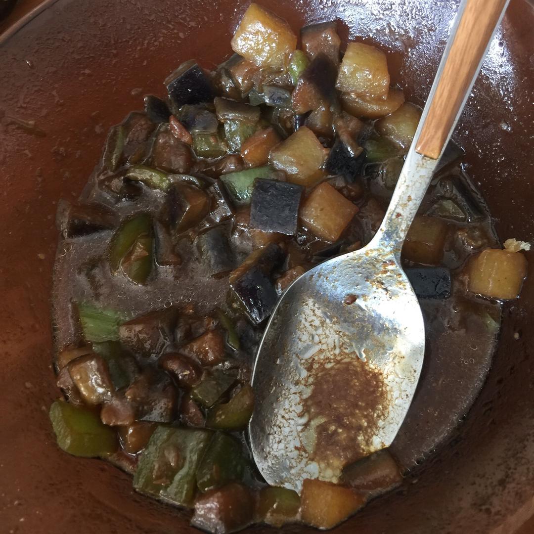 什锦茄子打卤面