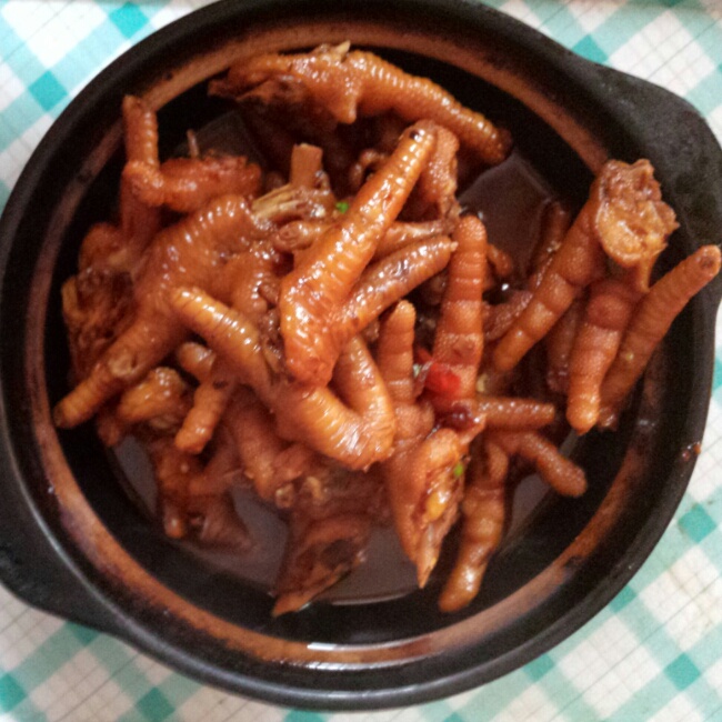 红烧鸡爪