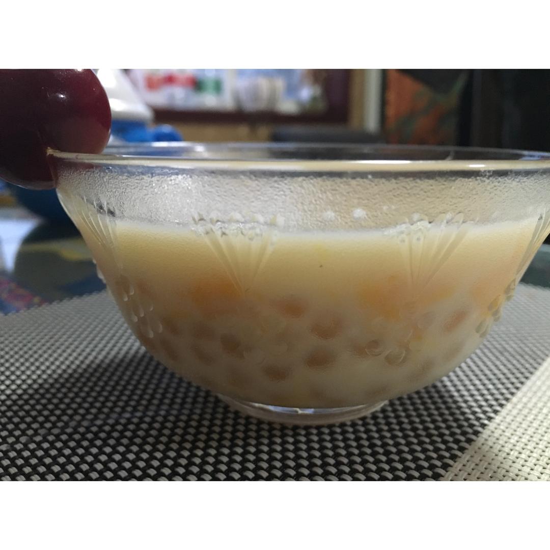 芒果椰汁西米露