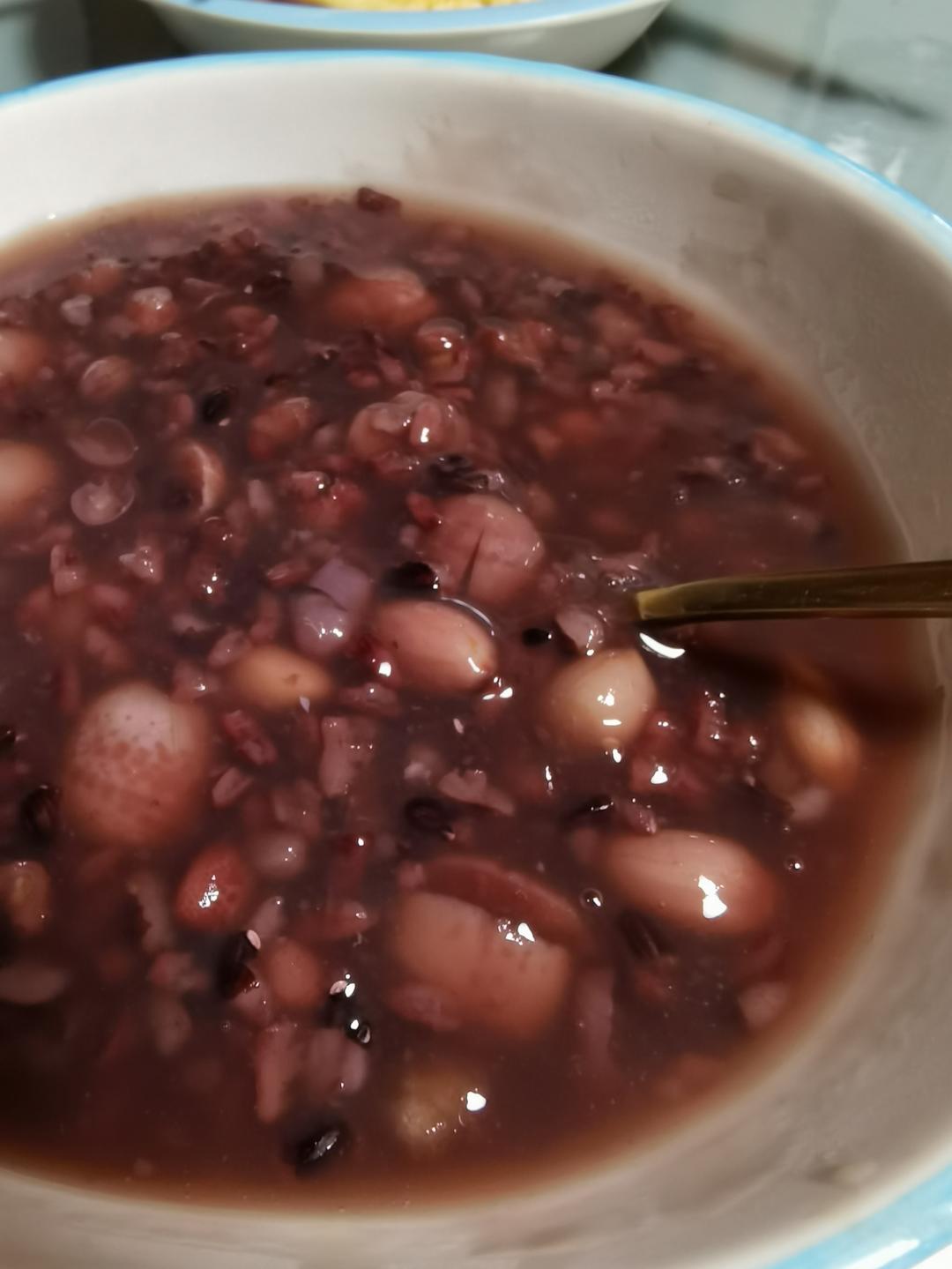 经过10次试做，终于调配出好吃的八宝粥配方，这味道绝了