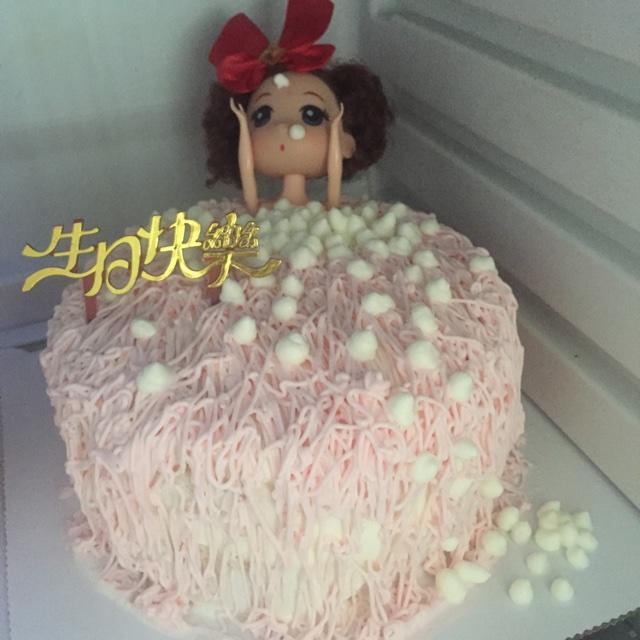迷糊娃娃泡泡浴蛋糕