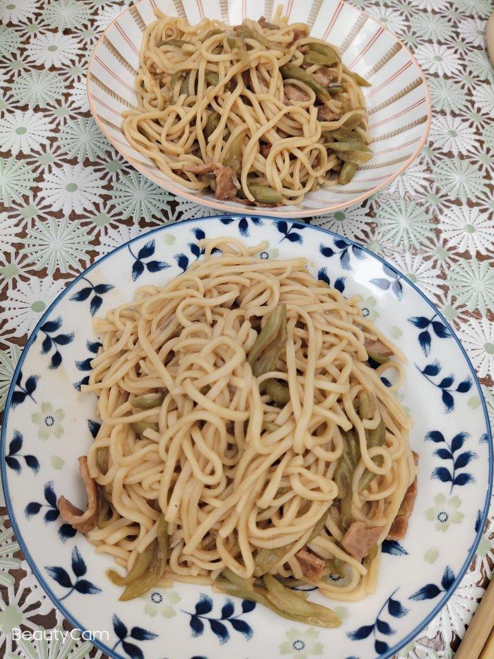 豆角焖面