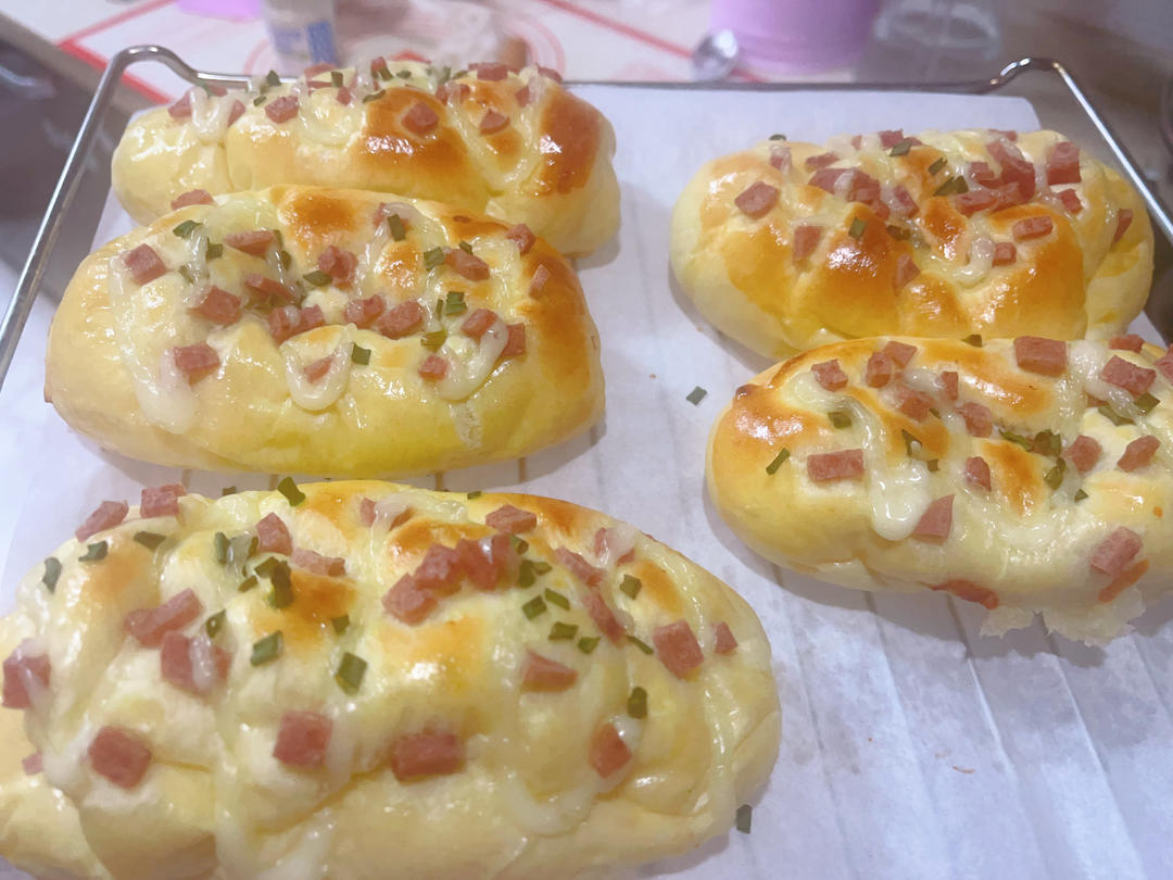 香葱火腿肉松面包