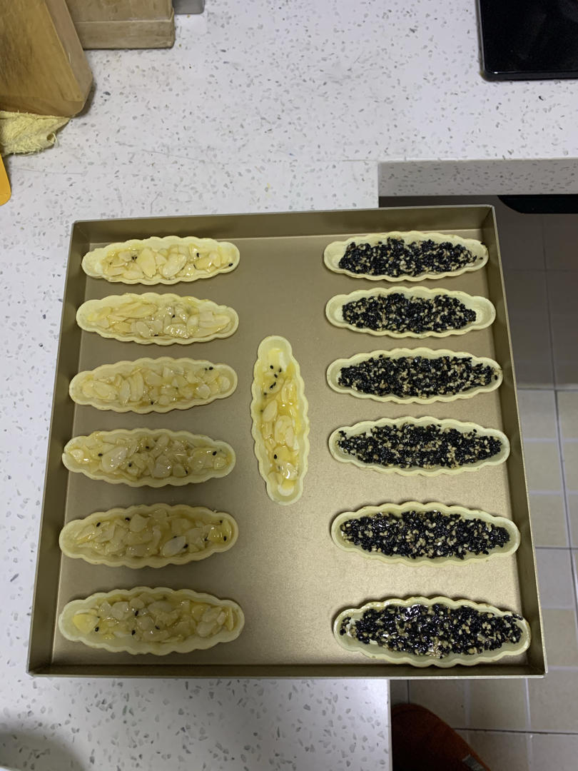 视频🚢一次搞定3种口味｜焦糖坚果糯米船｜不测温，不冷冻｜低糖｜简单｜0难度