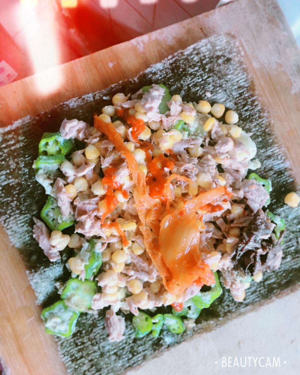 金枪鱼玉米蛋皮紫菜卷