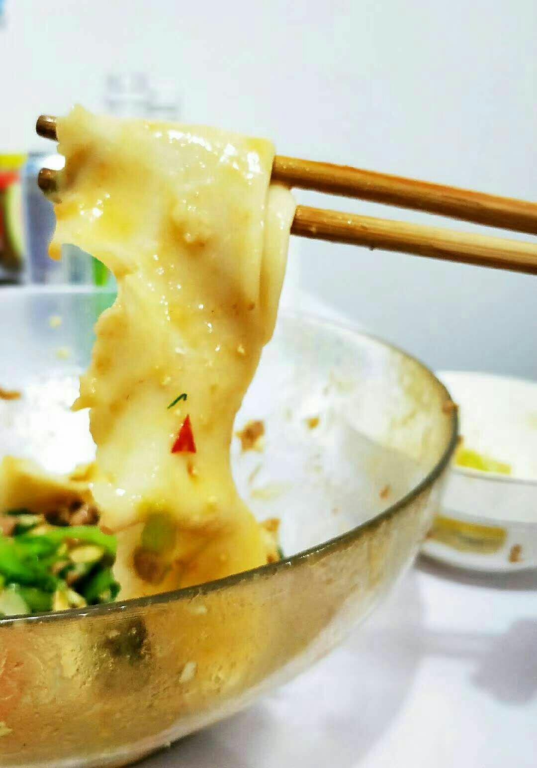 陕西美食｜裤带面---又名BiangBiang面