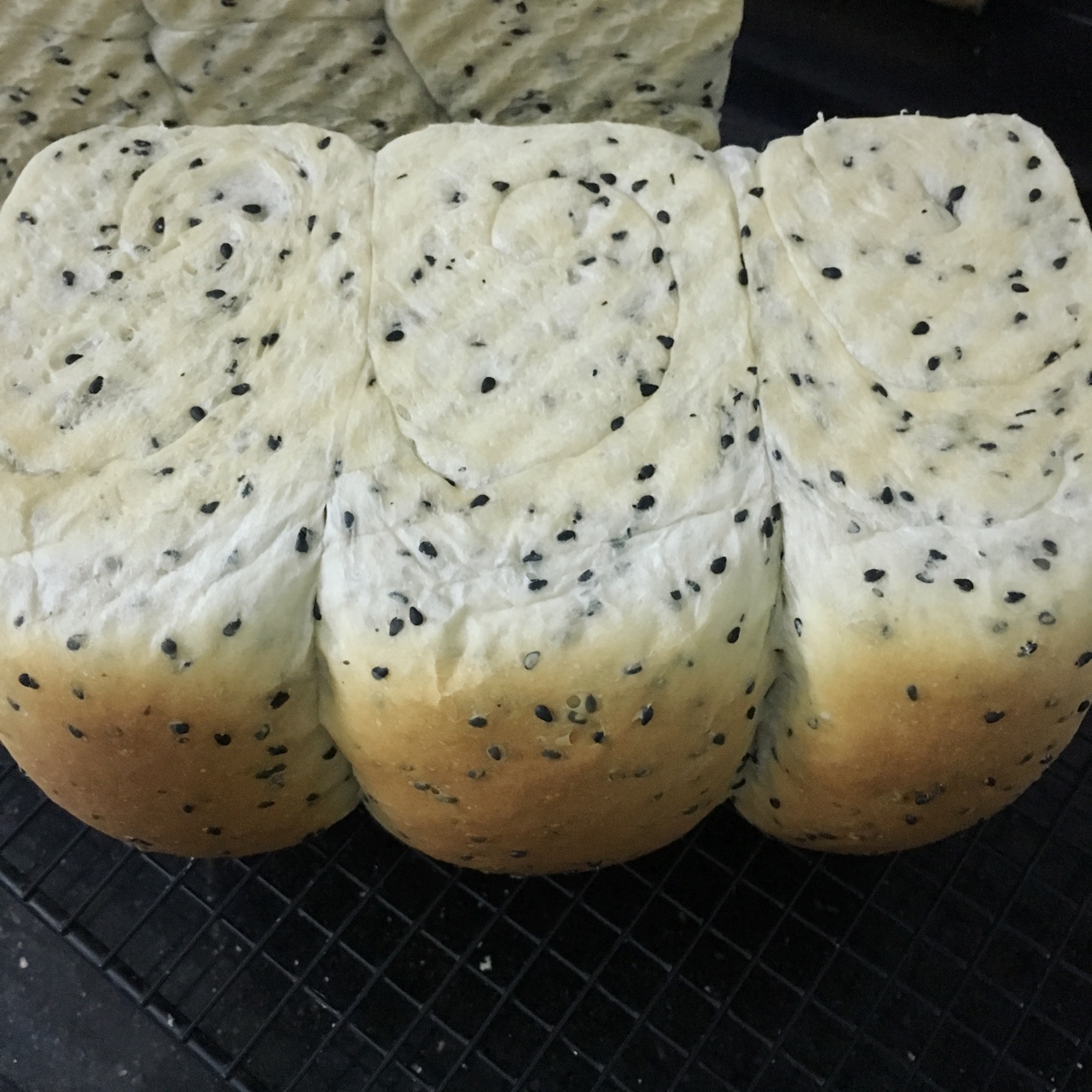 金大旺的黑芝麻吐司