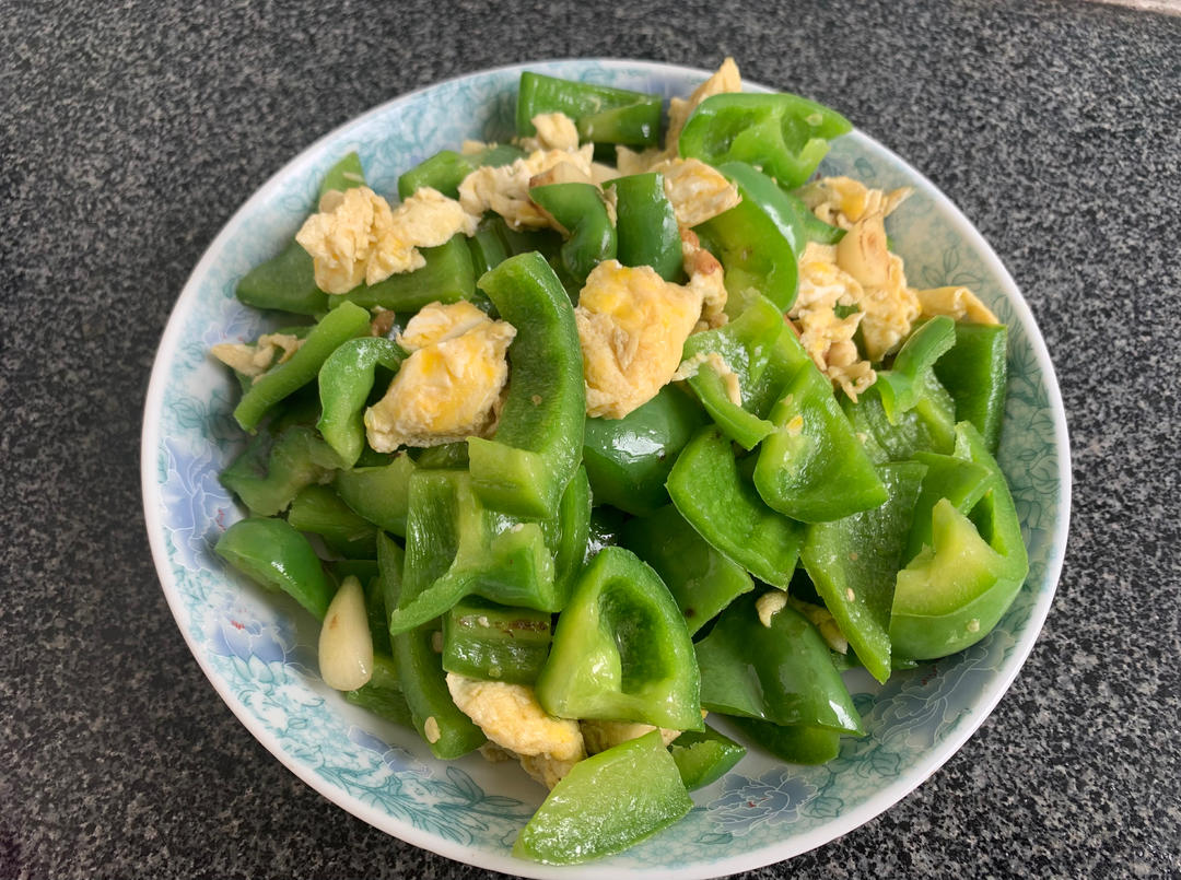青椒炒蛋