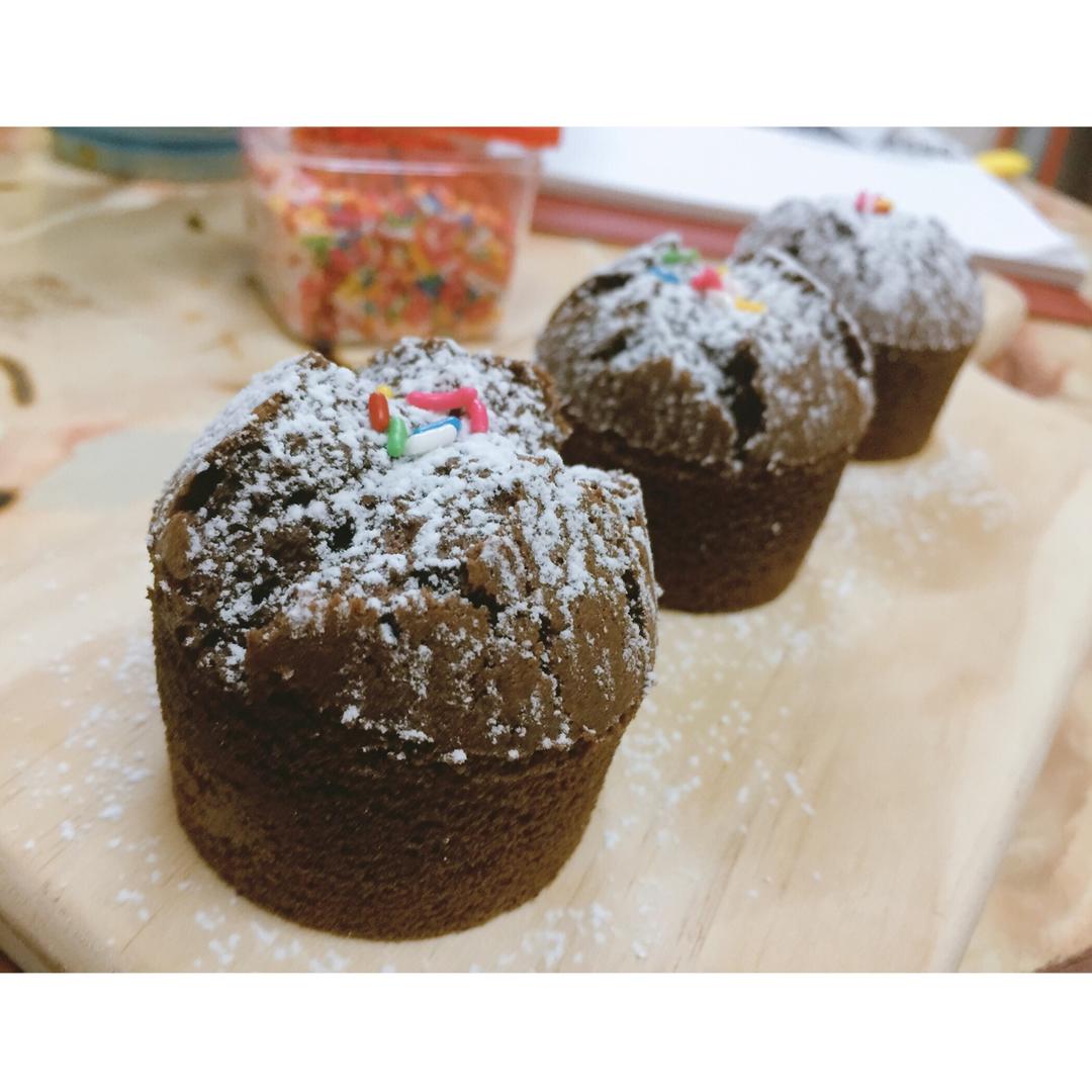 巧克力海绵杯子蛋糕