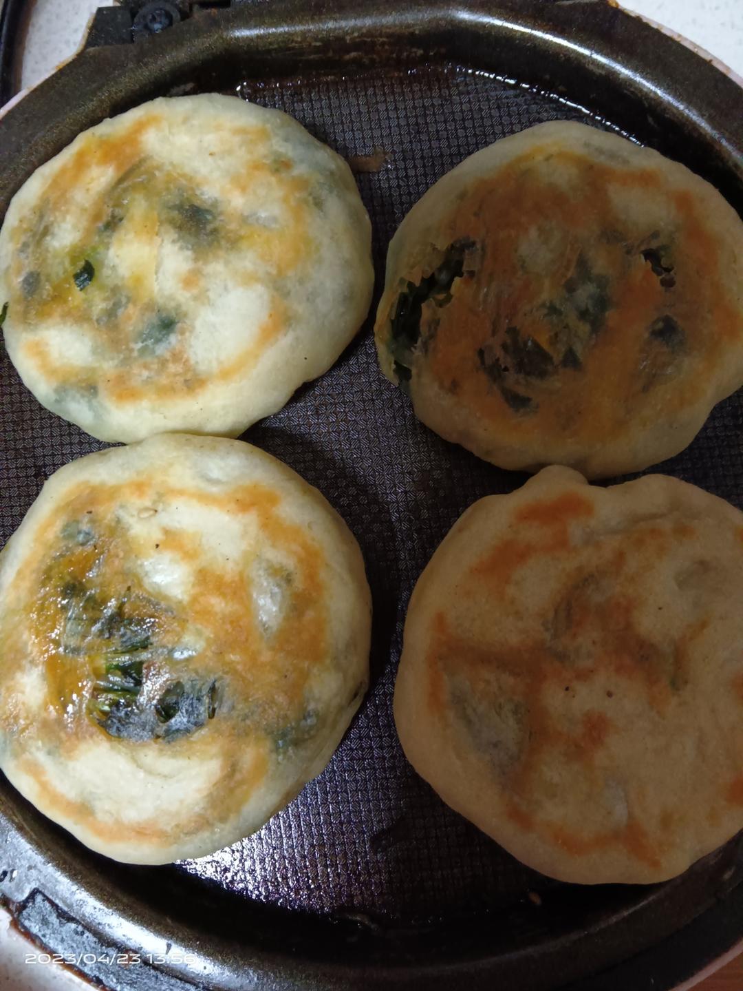皮薄如纸的韭菜馅饼|免揉面法