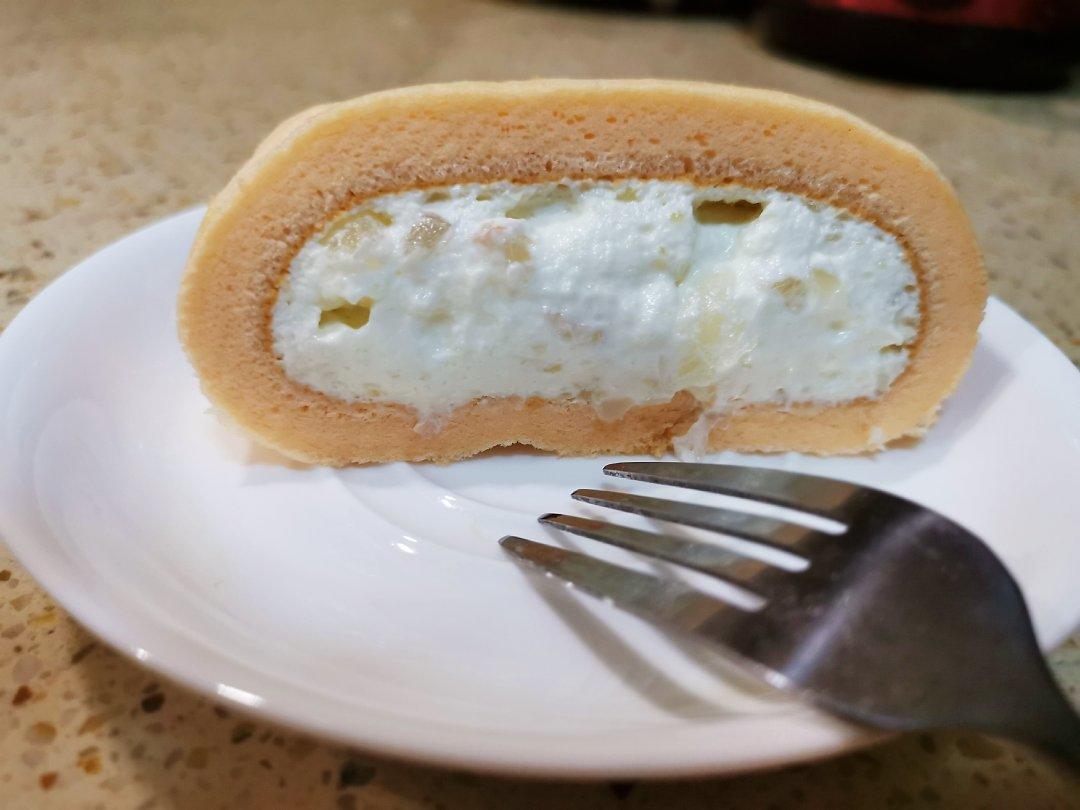 《Tinrry+》粉红荔枝蛋糕卷